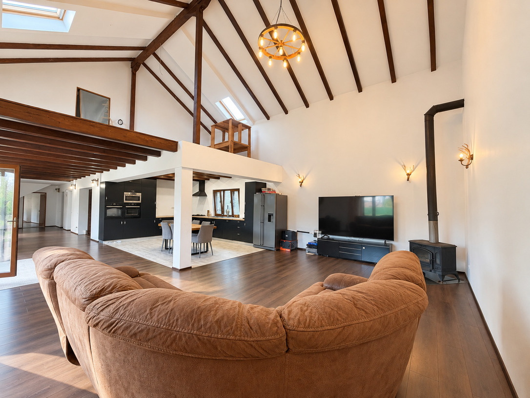 Loft rustic luminos și aerisit.jpg